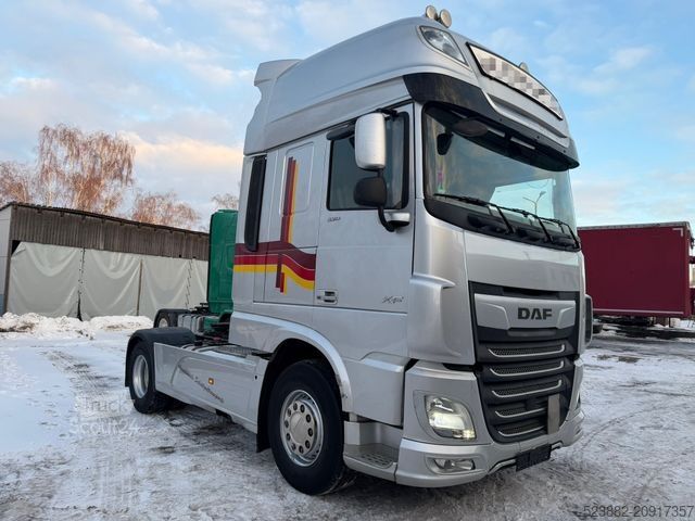 Стандартный седельный тягач DAF XF530 SSC*Intarder*Hydraulik*ACC*Standklima*TOP