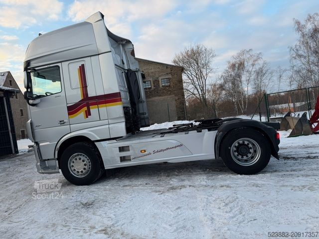 Стандартный седельный тягач DAF XF530 SSC*Intarder*Hydraulik*ACC*Standklima*TOP