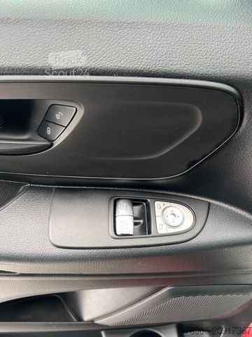 Duba panelată MERCEDES-BENZ Vito 110 LANG 6G KLIMA TEMPOMAT 3-SITZER PDC AHK
