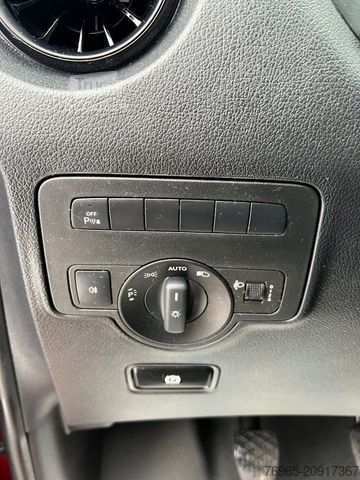 Duba panelată MERCEDES-BENZ Vito 110 LANG 6G KLIMA TEMPOMAT 3-SITZER PDC AHK