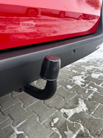 Duba panelată MERCEDES-BENZ Vito 110 LANG 6G KLIMA TEMPOMAT 3-SITZER PDC AHK