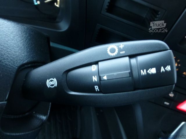 Kühlkoffer-LKW MERCEDES-BENZ Actros 1827 4x2 Kühlkoffer Nahverkehr