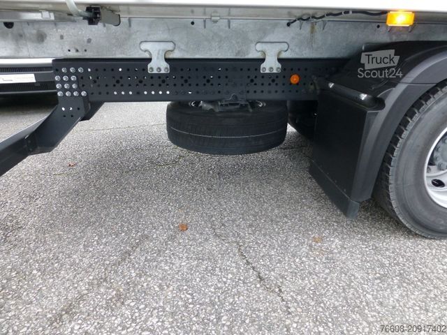 Kühlkoffer-LKW MERCEDES-BENZ Actros 1827 4x2 Kühlkoffer Nahverkehr