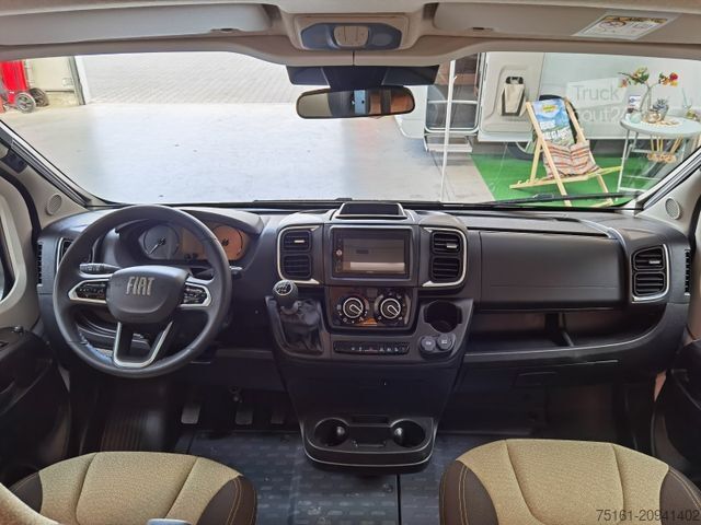 Alkovový obytný vůz WEINSBERG CARAHOME 550 MG /- 2025 - / 140 PS / NUR 5.97M