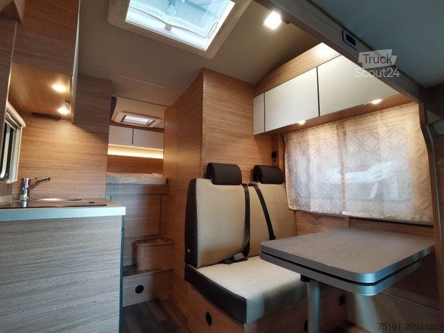 Alkovový obytný vůz WEINSBERG CARAHOME 550 MG /- 2025 - / 140 PS / NUR 5.97M