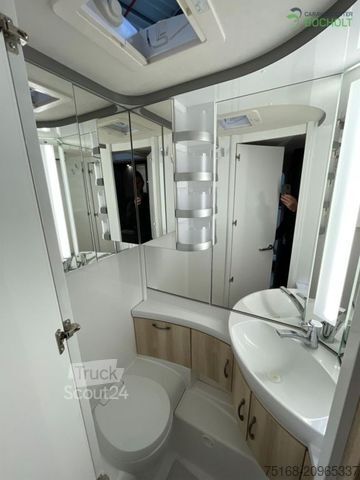 Lakókocsi HOBBY De Luxe 490 KMF Modell 2026 / 1800 kg