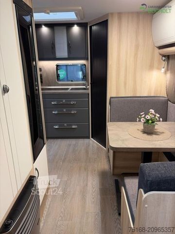 Lakókocsi HOBBY De Luxe 460 SL Modell 2026 / 1500 kg