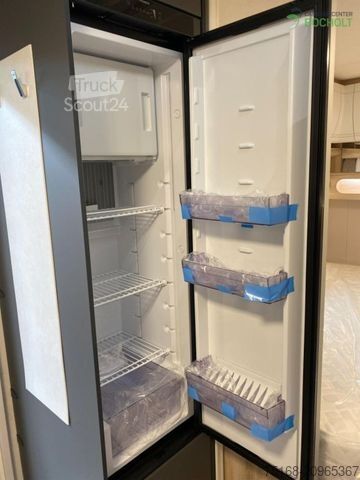 Lakókocsi HOBBY De Luxe 495 WFB Modell 2026 / 1800 kg