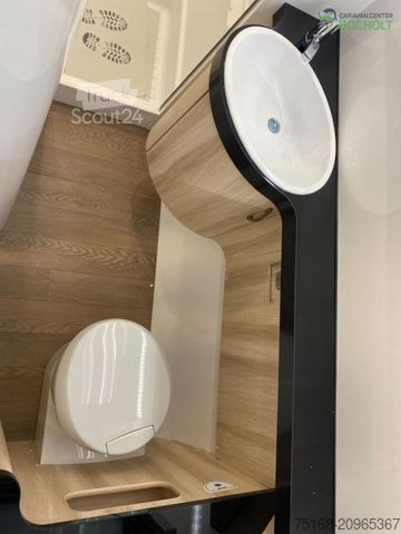 Lakókocsi HOBBY De Luxe 495 WFB Modell 2026 / 1800 kg