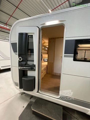 Lakókocsi HOBBY De Luxe 490 KMF Modell 2026 / 1800 kg