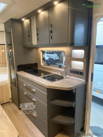 Lakókocsi HOBBY De Luxe 540 KMFe Modell 2026 / 1800 kg