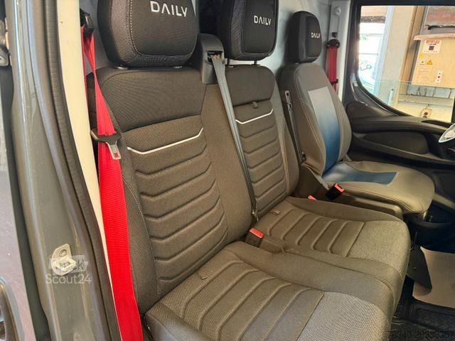 Kastenwagen hoch IVECO Daily 35S21HA8 V/P*WÜRTH REGALSYSTEM*
