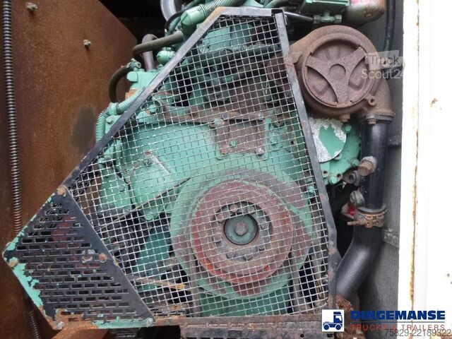 Sugekøretøj Volvo FM 9 6X4 RHD Eurovac 1200 vacuum tank (tipping)