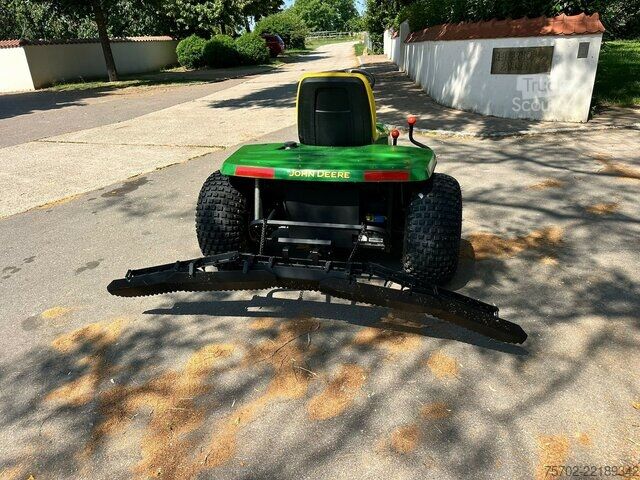 Βαν John-Deere 1200A Bunkerharke Motorrechen