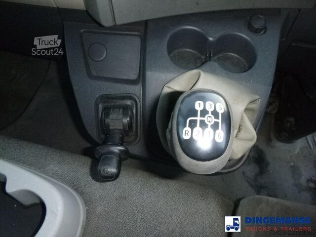 Sugebil Renault Midlum 180.14 dxi 4x2 RHD Euro 5 vacuum tank 6...