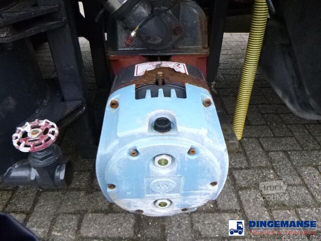 Sacie vozidlo Renault Midlum 180.14 dxi 4x2 RHD Euro 5 vacuum tank 6...