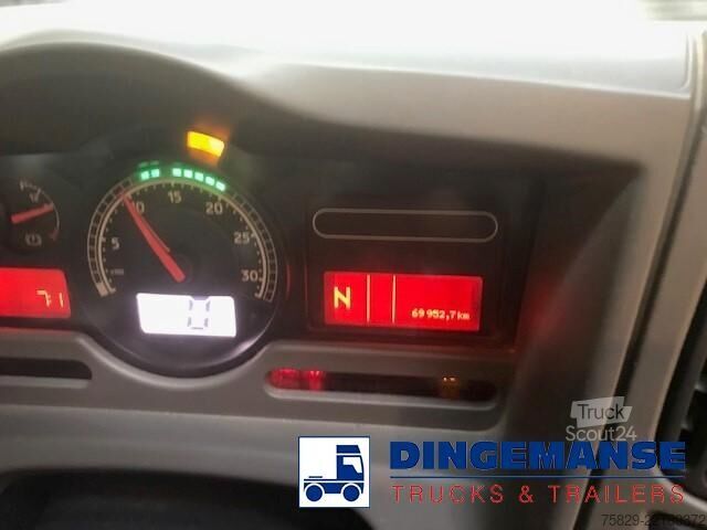 Sugebil Renault Midlum 180.14 dxi 4x2 RHD Euro 5 vacuum tank 6...