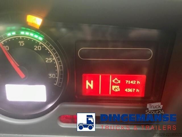 Sugebil Renault Midlum 180.14 dxi 4x2 RHD Euro 5 vacuum tank 6...