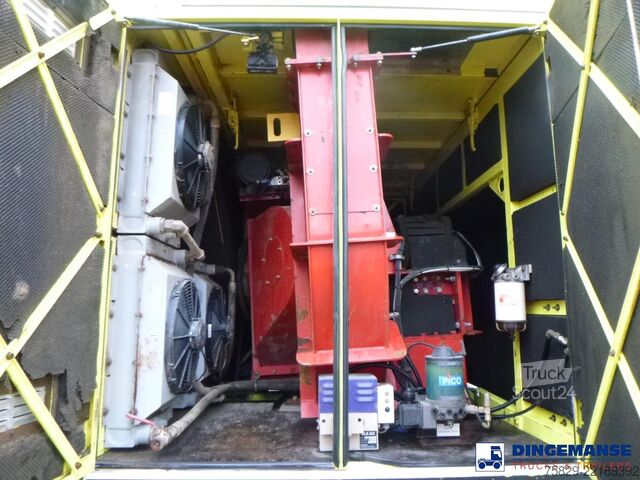 Засмукващо превозно средство Iveco Trakker 450 8x4 MTS vacuum excavator / Saugbagger
