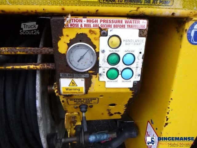 Veículo de aspiração DAF LF 55.220 4X2 RHD Whale vacuum tank 8.1 m3