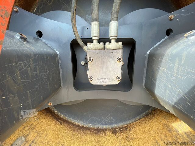 Viens rullītis Hamm 311 Soil Compactor