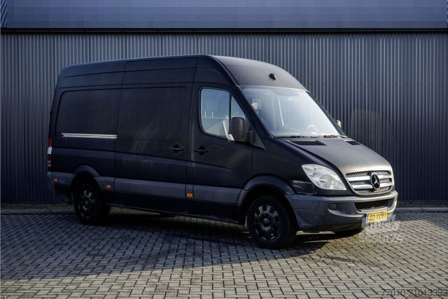 Фургон з високим дахом MERCEDES-BENZ Sprinter 318 3.0 V6 | L2H2 | Automaat | Cruise |