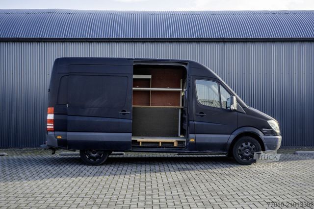 Фургон з високим дахом MERCEDES-BENZ Sprinter 318 3.0 V6 | L2H2 | Automaat | Cruise |