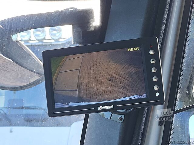 Gesloten bak IVECO 160E28 EUROCARGO