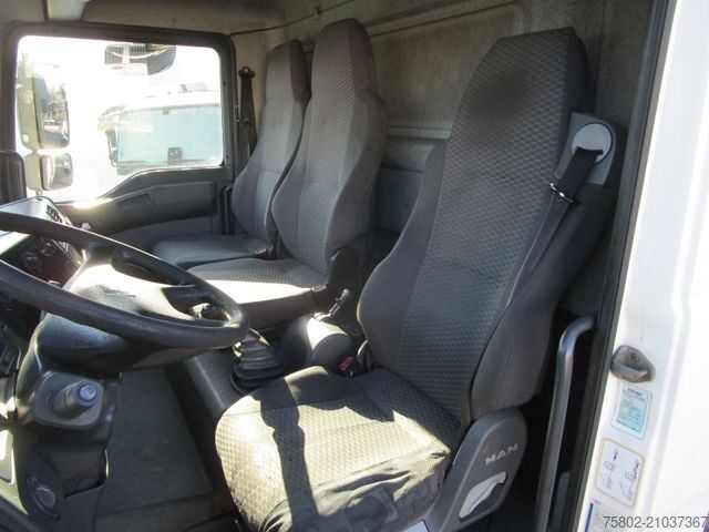 Platós teherautó ponyvával MERCEDES-BENZ TGL 12.210 L *LBW+2xAHK+Luft+6,10m+3-Sitze*