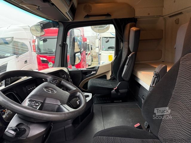 Camion de boissons MERCEDES-BENZ Actros 2542 Getränkewagen/Klima/Lenkachse