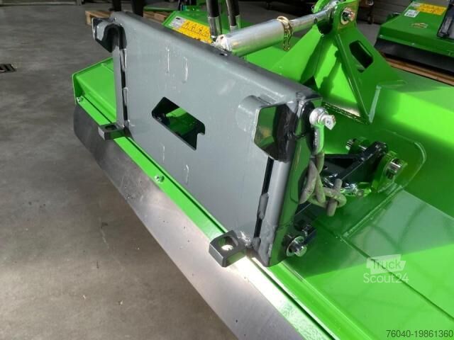 Traktor  Broyeur débroussailleur AVANT 150cm