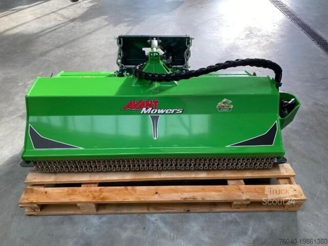 Traktor  Broyeur débroussailleur AVANT 150cm