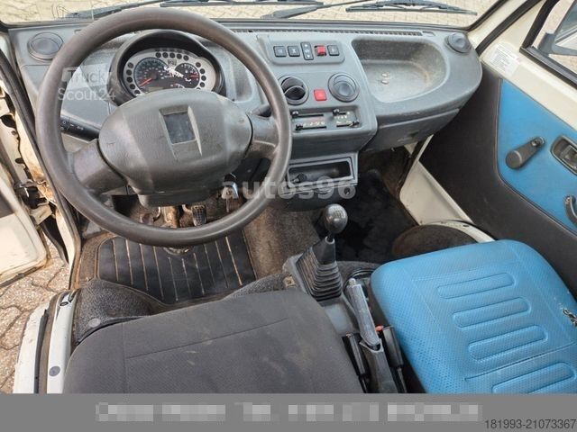 Tipper van PIAGGIO Pfau Porter Kipper