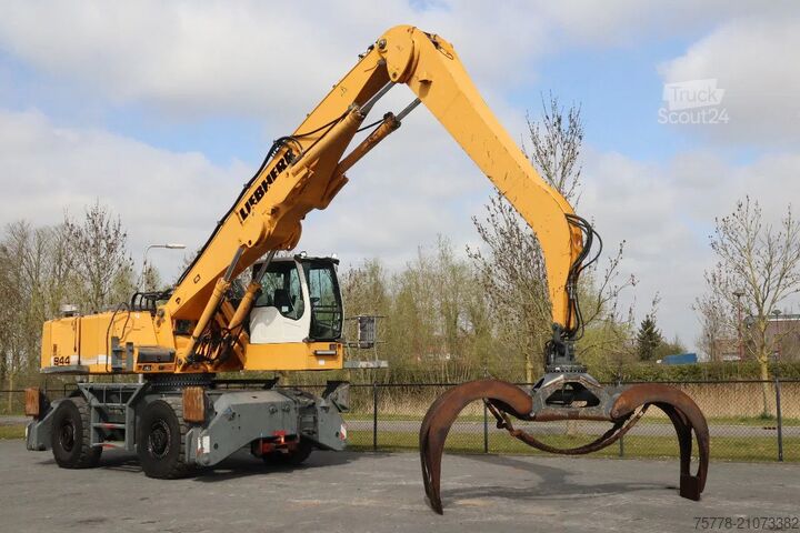 Material handling machine Liebherr A944 C HD | LOG GRAPPLE | HOLZGREIFER | TIMBER