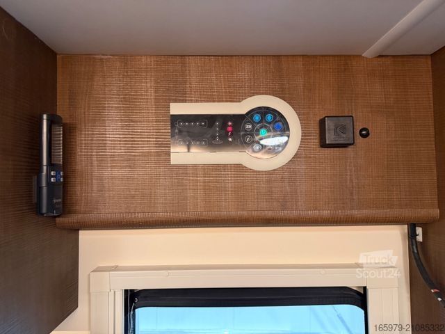 Альковний автокемпер XGO Dynamic