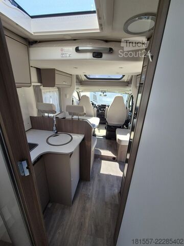 Teilintegriertes Wohnmobil CARADO pro+ T 447 Hubbett / Markise