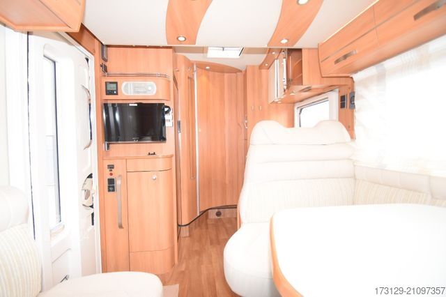 Half-integraal camper HYMER/ERIBA ML-T 620 EINZEL&HUBBETT 2SOLAR AHK SAT LUFTFED.