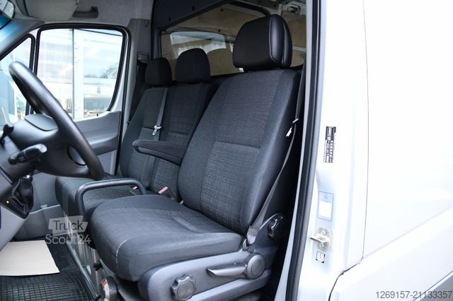 Фургон с высокой крышей MERCEDES-BENZ Sprinter 319CDI V6 Kasten L1H2 Schwingsitz Autom