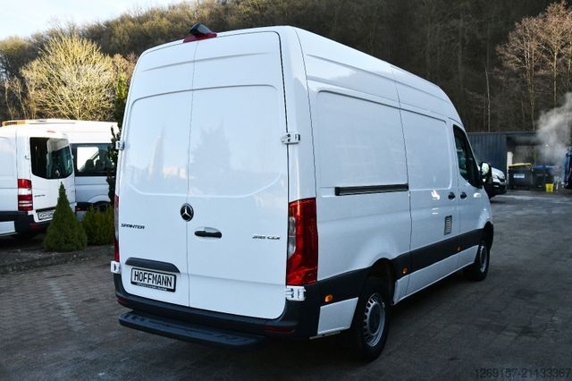 Фургон с высокой крышей MERCEDES-BENZ Sprinter 316 CDI Kasten L2H2 RWD Kamera Sortimo