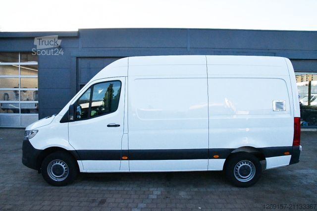 Фургон с высокой крышей MERCEDES-BENZ Sprinter 316 CDI Kasten L2H2 RWD Kamera Sortimo