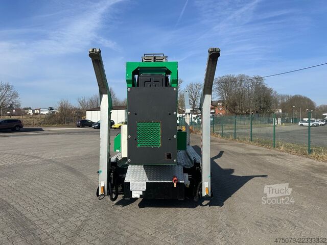 Jeřáb na nákladním automobilu Böcker RK 36-2400 / Raupenkran / UVV NEU