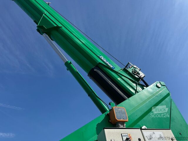 Jeřáb na nákladním automobilu Böcker RK 36-2400 / Raupenkran / UVV NEU