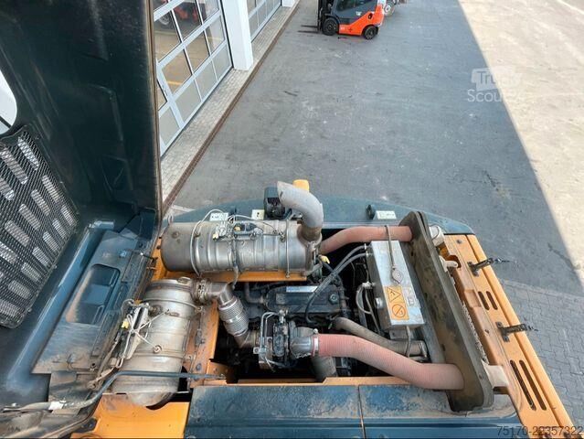 Escavatore gommato Hyundai HW 180 / 3.054h / hydr. Grabenräumer / Klima