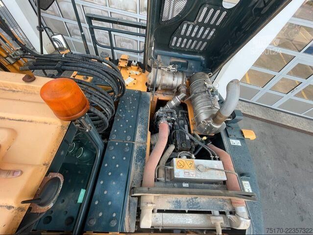 Escavatore gommato Hyundai HW 180 / 3.054h / hydr. Grabenräumer / Klima