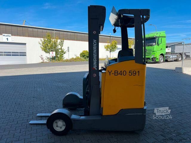  Jungheinrich ETV C16 / Triplex 5.72m / SS / nur 2.836h / 2016