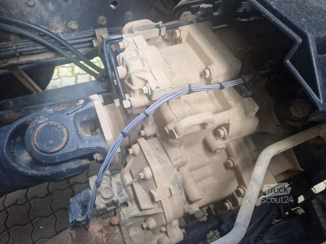 Chasis de camión Mercedes-Benz Actros MP III 3544/8x4/4 Actros MP III 3544/8x4/4, 3 Pedale