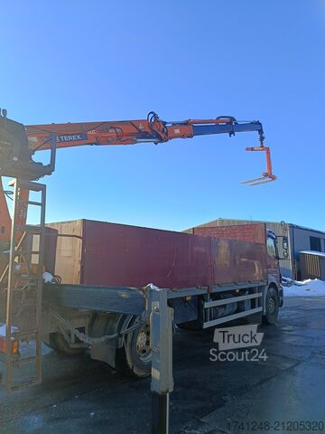 Teherautóra szerelt daru Mercedes-Benz Axor