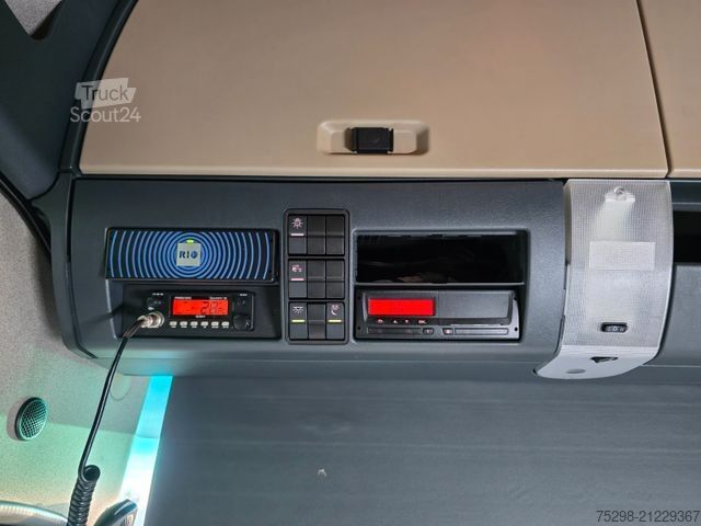 Volume tractor unit MAN TGX 18.460 4X2 LLS-U / Retarder / ADR AT