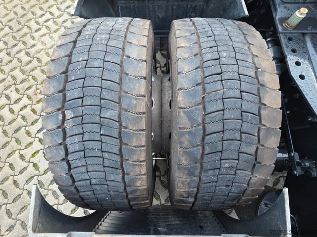 Volume tractor unit MAN TGX 18.460 4X2 LLS-U / Retarder / ADR AT