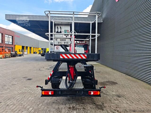 Plataforma elevadora Nissan Cabstar 35.12 NT400 CTE B-Lift 150 Pro 6 Pieces!